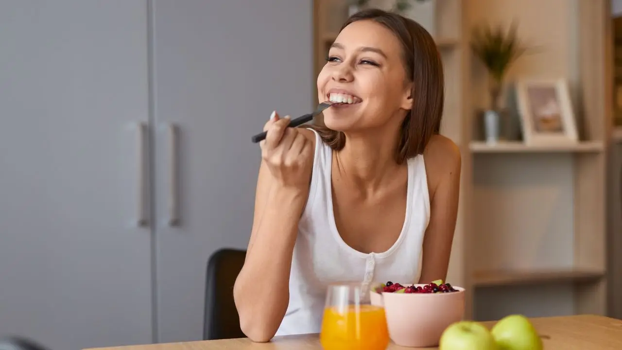Abitudini naturali per favorire una digestione migliore Immagine selezionata