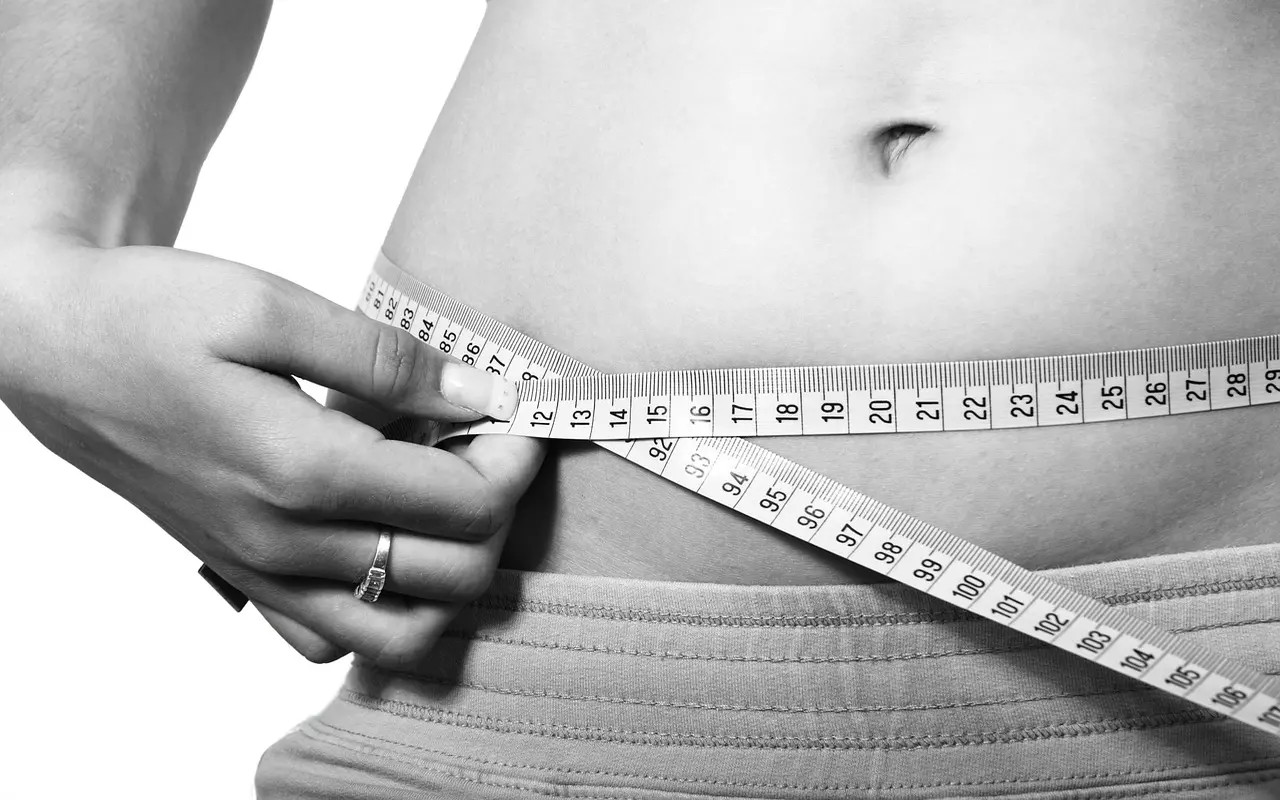 Tre segnali che indicano glicemia alta anche senza sintomi evidenti: attenzione a questi campanelli d’allarme Tre segnali che indicano glicemia alta anche senza sintomi evidenti: attenzione a questi campanelli d’allarme