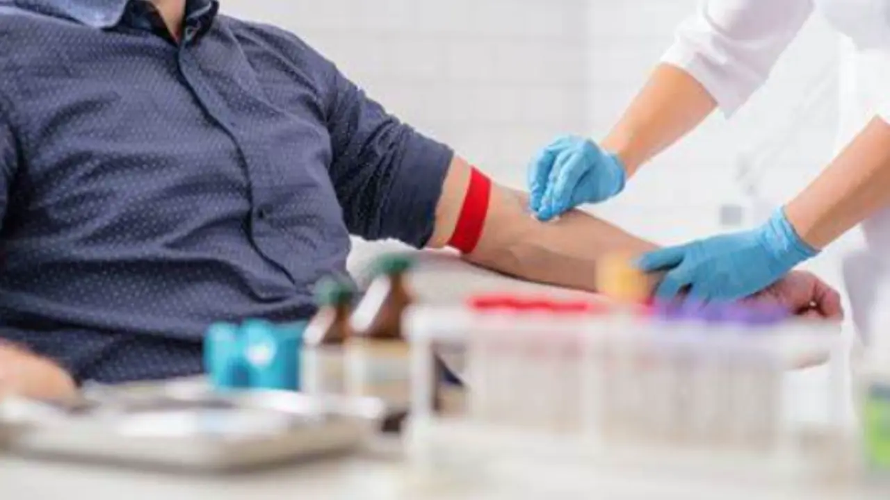 Tre segnali che indicano glicemia alta anche senza sintomi evidenti: attenzione a questi campanelli d’allarme Tre segnali che indicano glicemia alta anche senza sintomi evidenti: attenzione a questi campanelli d’allarme