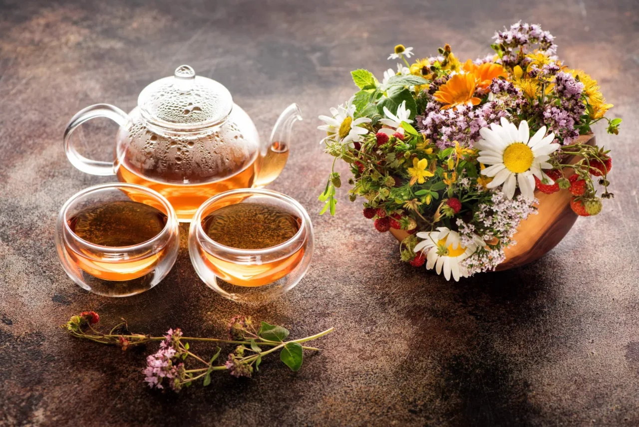 Tisane a rischio nei supermercati: quali evitare secondo gli esperti SS - Scaffale supermercato con tisane
